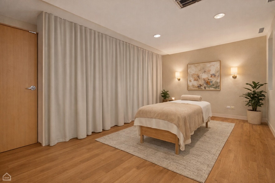 More Photos Of 1309-1311 E 57th St, Chicago Office For Lease