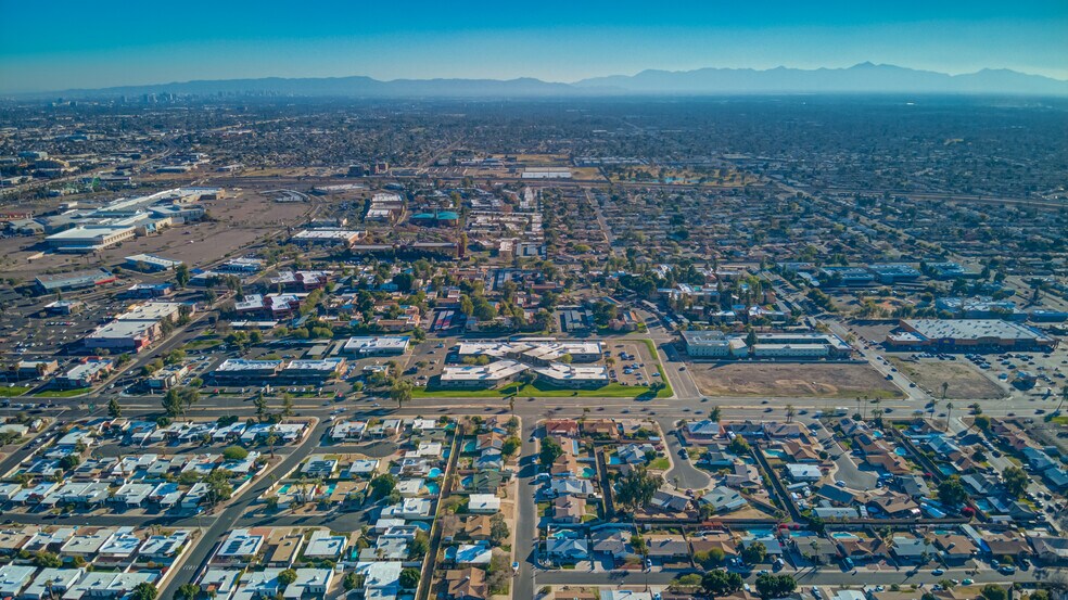 More Photos Of 3201 W Peoria Ave, Phoenix Medical For Lease