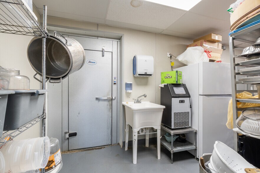 More Photos Of 403 Highway 412 W, Siloam Springs Restaurant For Sale