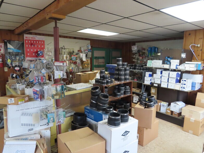 More Photos Of 200 1st St, Conneaut Lake Storefront Retail Residential For Sale