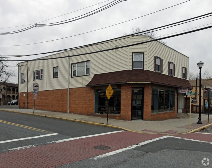 More Photos Of 168-172 Market St, Elmwood Park Storefront Retail Residential For Lease