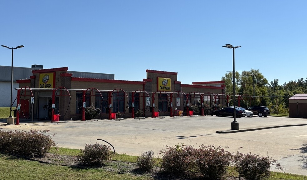 Primary Photo Of 9809 Highway 64, Arlington Carwash For Lease