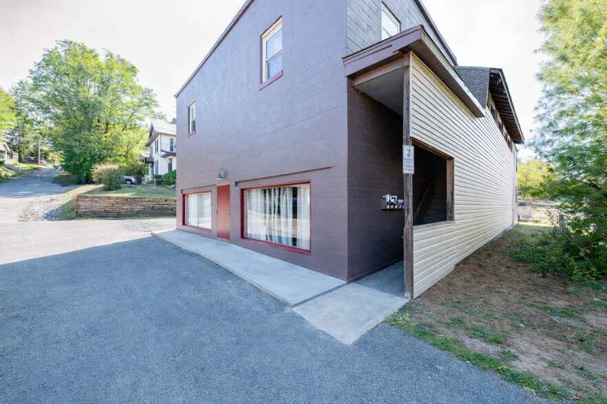 More Photos Of 18 Cleveland Ave, Westover Flex For Lease