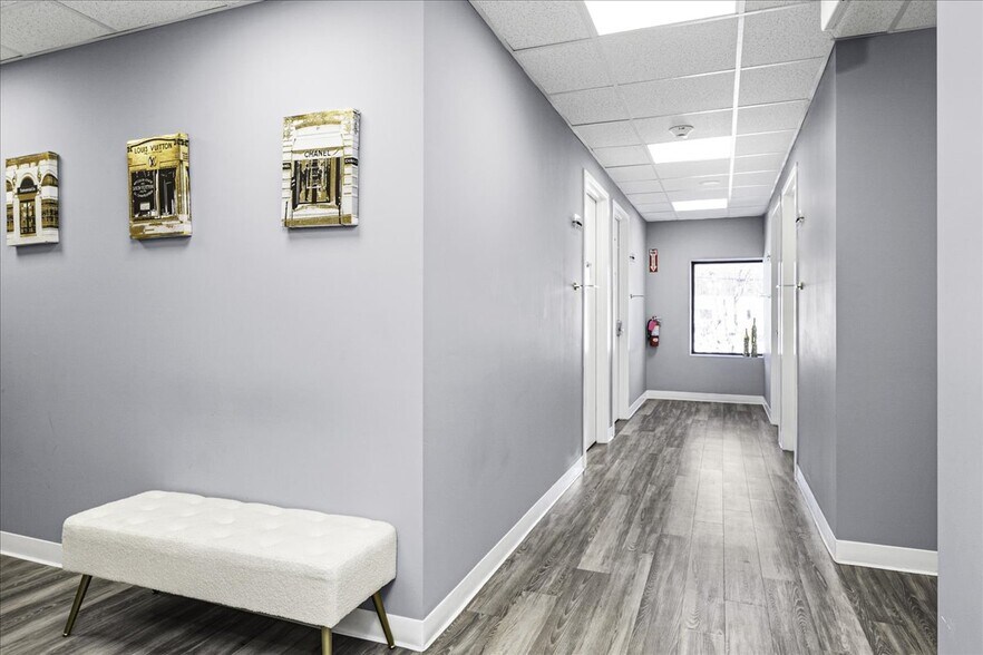 More Photos Of 2001 Route 17M, Goshen Medical For Lease