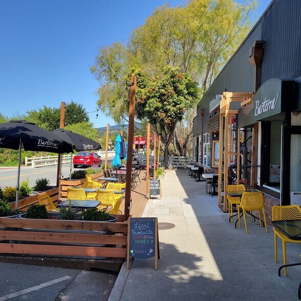 More Photos Of 315 Main St, Half Moon Bay Storefront Retail Office For Lease