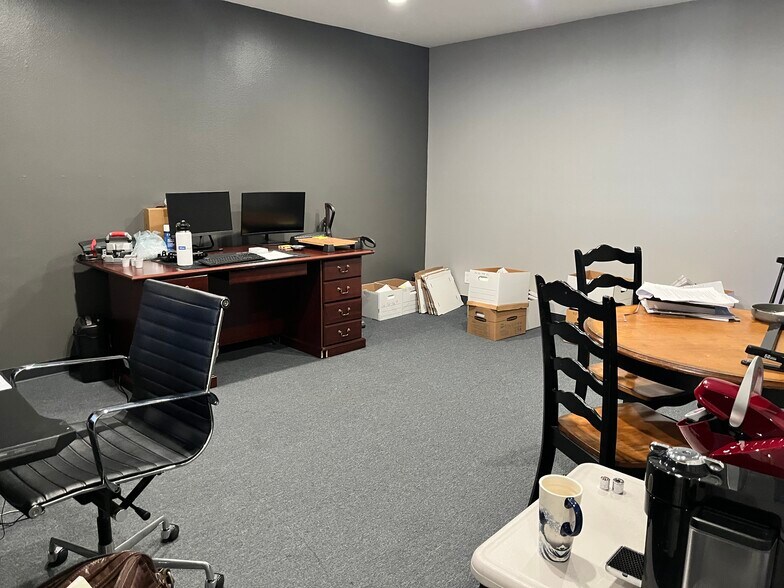 More Photos Of 3483 Old Conejo Rd, Newbury Park Warehouse For Lease