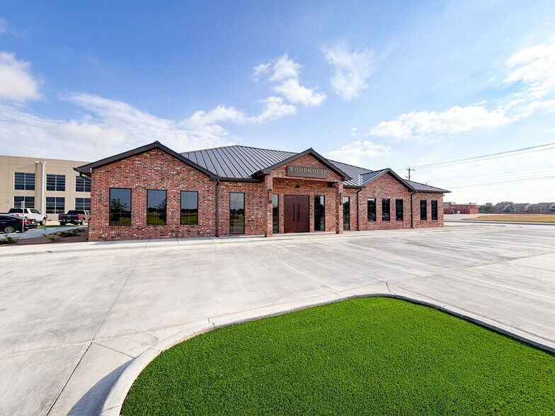 More Photos Of 5400 Frio Dr, Midland General Retail For Sale