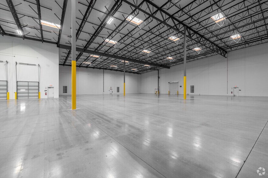 More Photos Of 10840 Norwalk Blvd, Santa Fe Springs Unknown For Lease