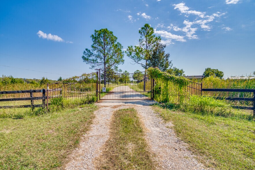 More Photos Of 17700 FM 548, Forney Land For Lease