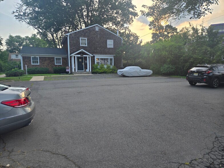 More Photos Of 200-204 N Harrison St, Princeton Medical For Sale