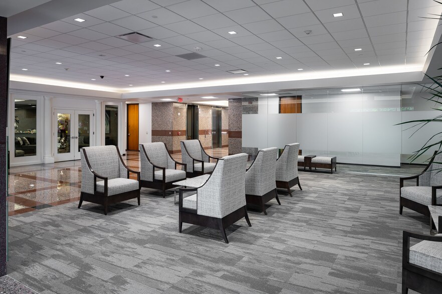 More Photos Of 1455 West Loop S, Houston Office For Lease