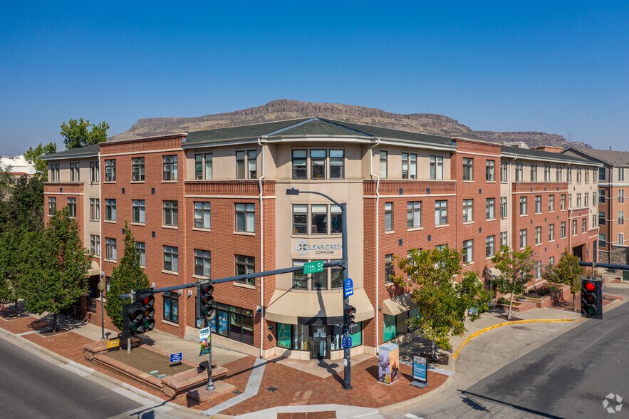 Primary Photo Of 1027 Washington Ave, Golden Apartments For Lease