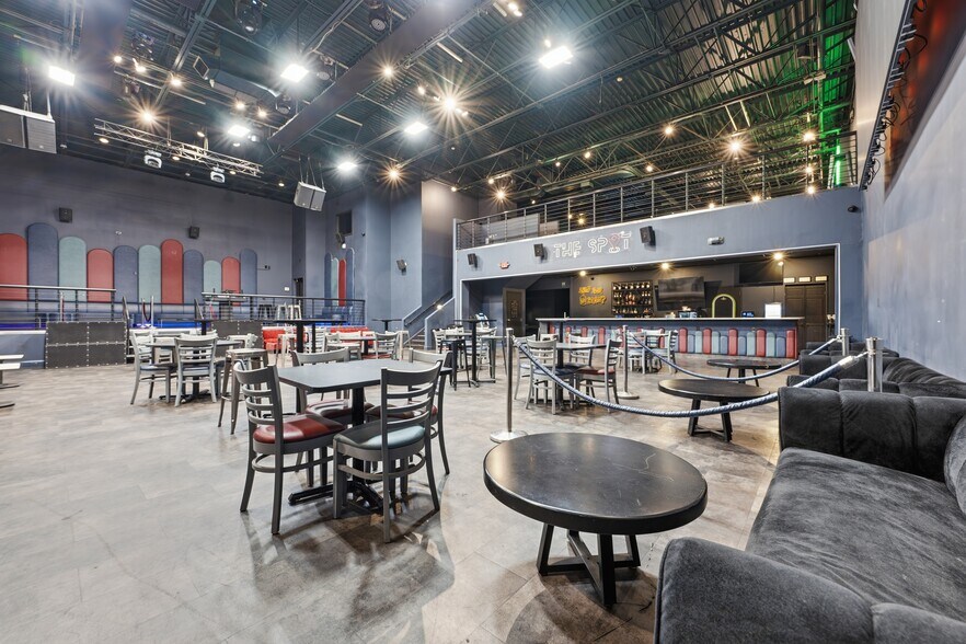 More Photos Of 370 E Main St, Ansonia Restaurant For Sale