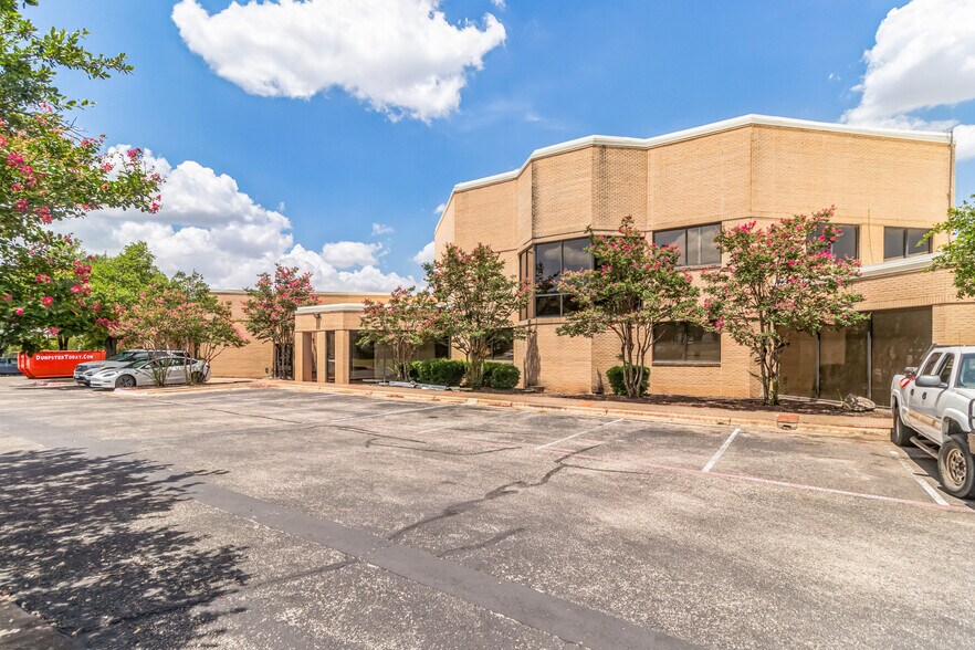 More Photos Of 16333 S Great Oaks Dr, Round Rock Medical For Lease