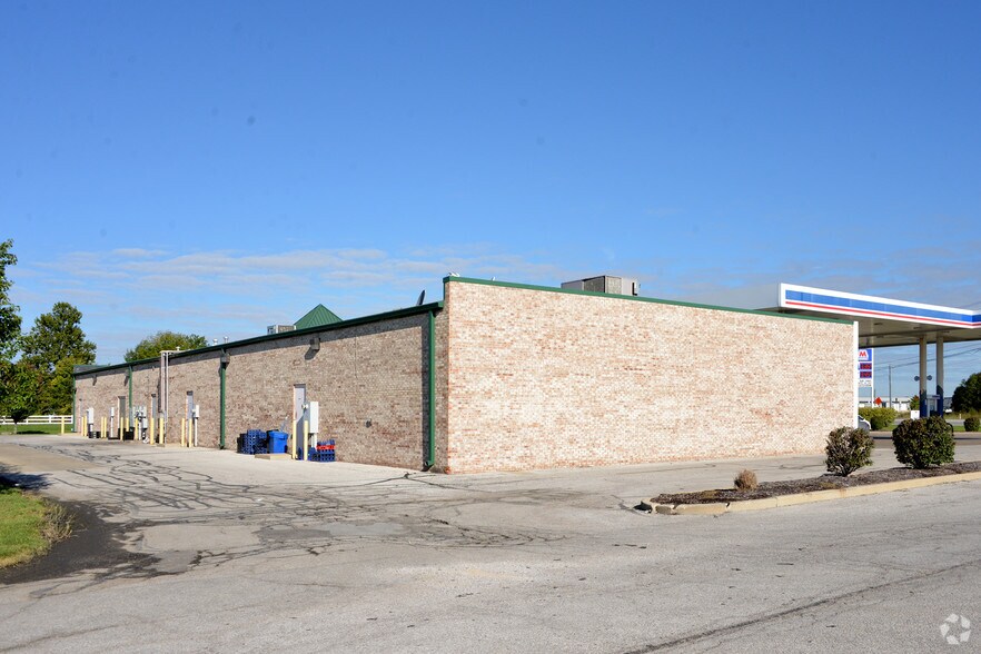 More Photos Of 1447 E Main St, Brownsburg Unknown For Lease