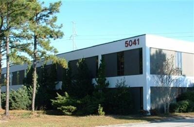 More Photos Of 5041 New Centre Dr, Wilmington Office For Lease