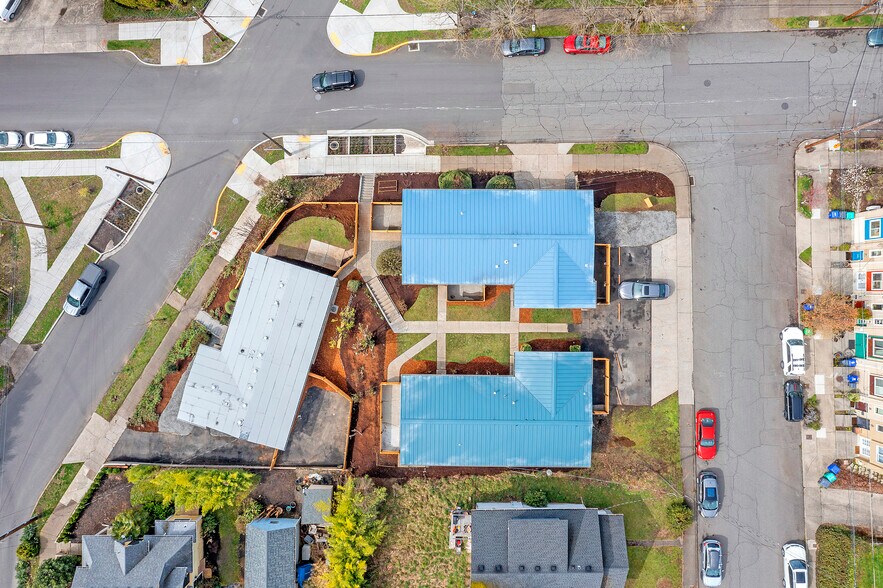 More Photos Of 8525-8529 N Willamette Blvd, Portland Apartments For Sale