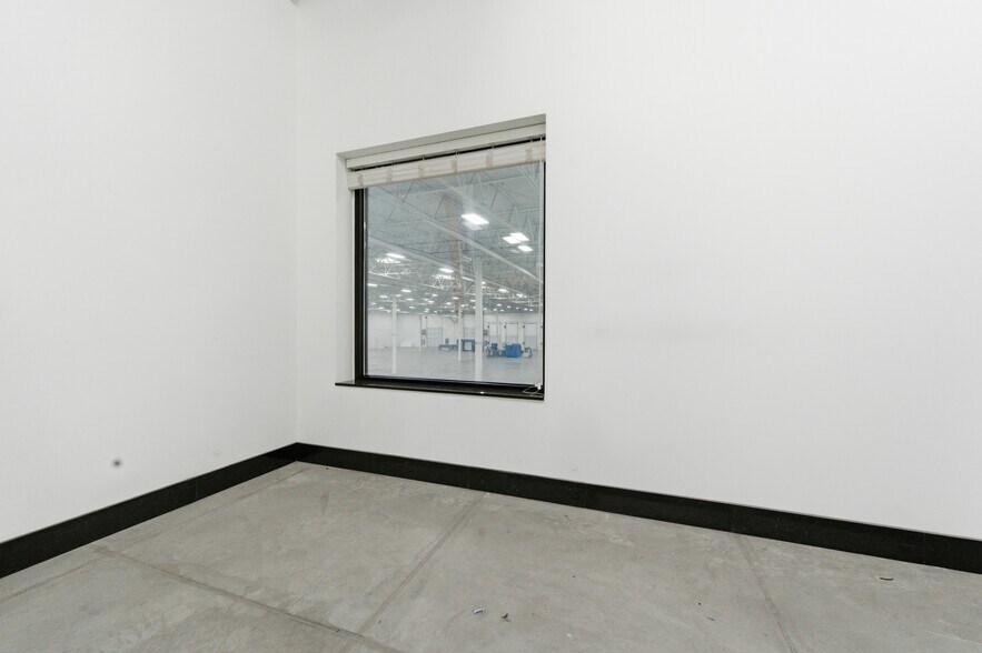 More Photos Of 3500 S Mountain Vista Pky, Provo Industrial For Lease