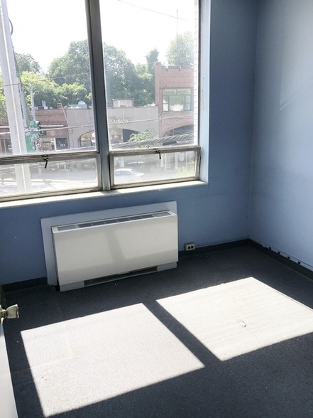 More Photos Of 217-223 E Hartsdale Ave, Hartsdale Storefront Retail Office For Lease