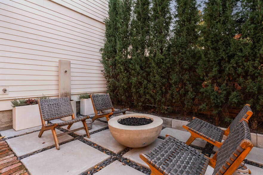 More Photos Of 1231 6th Ave N, Nashville Loft Creative Space For Lease