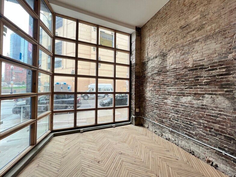 More Photos Of 1016 Fifth Ave, Pittsburgh Storefront Retail Residential For Sale