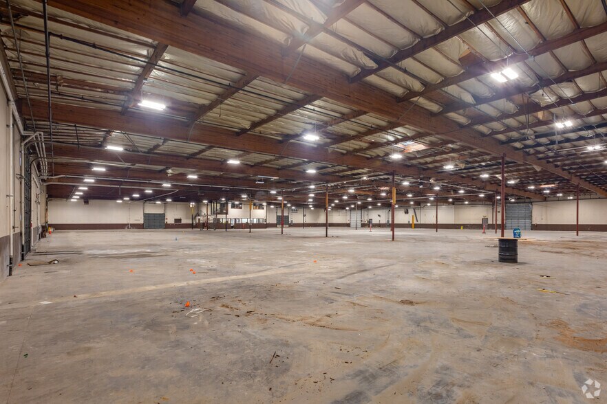 More Photos Of 1833 Stearman Ave, Hayward Manufacturing For Lease