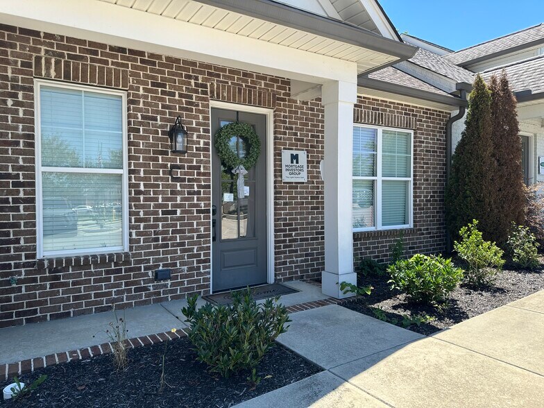 More Photos Of 116 Locust Ave, Cookeville Office For Lease