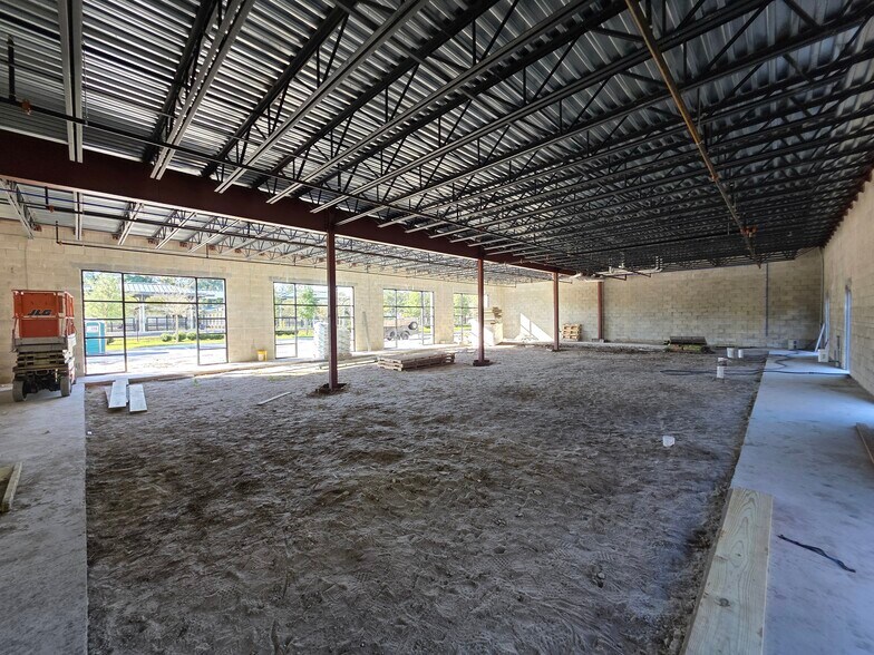 More Photos Of 425 S Woodland Blvd, Deland Office For Sale