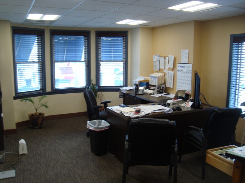 More Photos Of 2311 Atlantic Ave, Atlantic City Storefront Retail Office For Sale