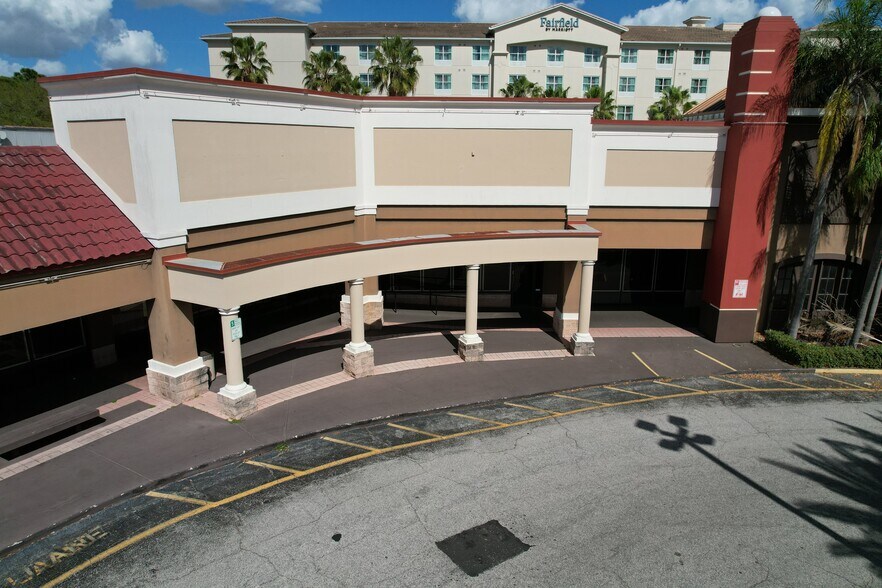 More Photos Of 8267 International Dr, Orlando Restaurant For Lease