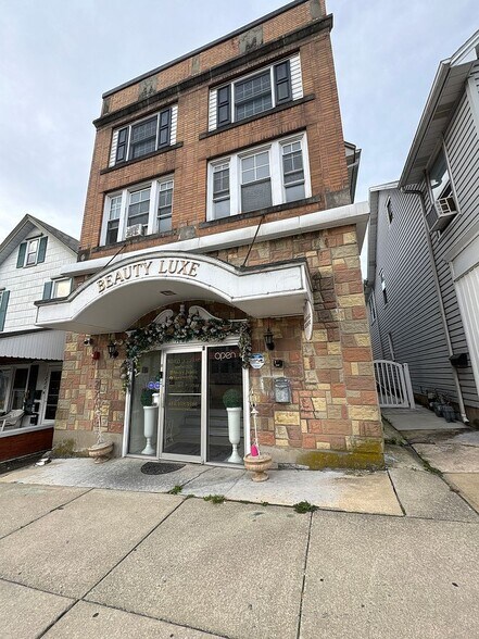 Primary Photo Of 1222 Main St, Northampton General Retail For Sale