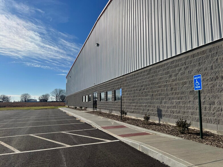 More Photos Of 173 Technology Way, Bowling Green Industrial For Sale