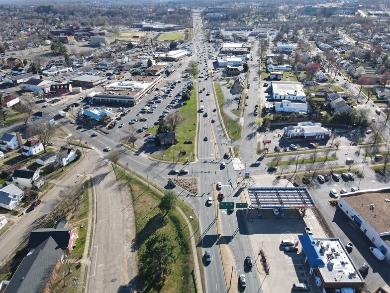 More Photos Of 2800 Princess Anne St, Fredericksburg Loft Creative Space For Sale