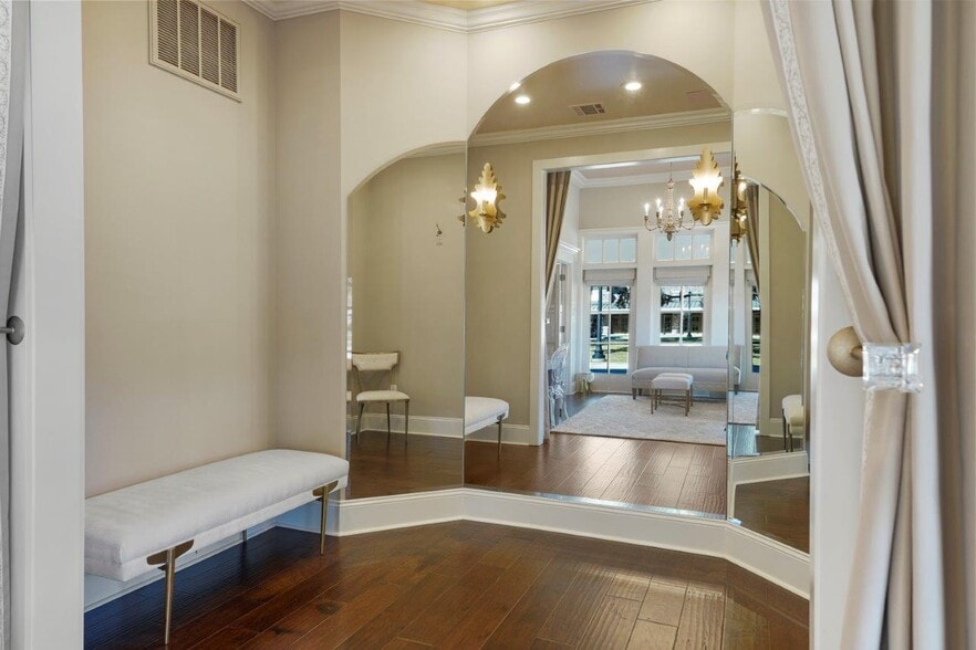 More Photos Of 5656 Nelson Rd, Lake Charles Unknown For Lease