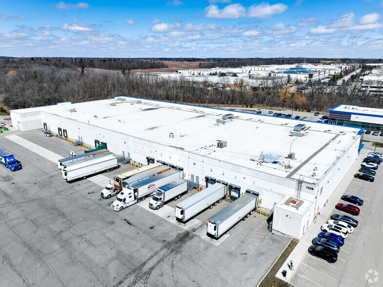 More Photos Of 1109 Clay Ave, Burlington Warehouse For Lease