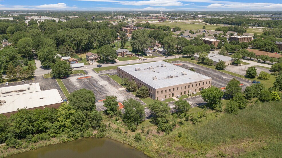 More Photos Of 1055 W 175th St, Homewood Office For Lease