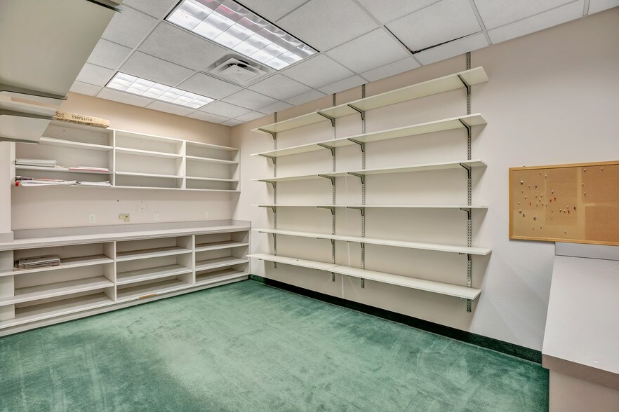 More Photos Of 437 N Magnolia Ave, Orlando Loft Creative Space For Sale