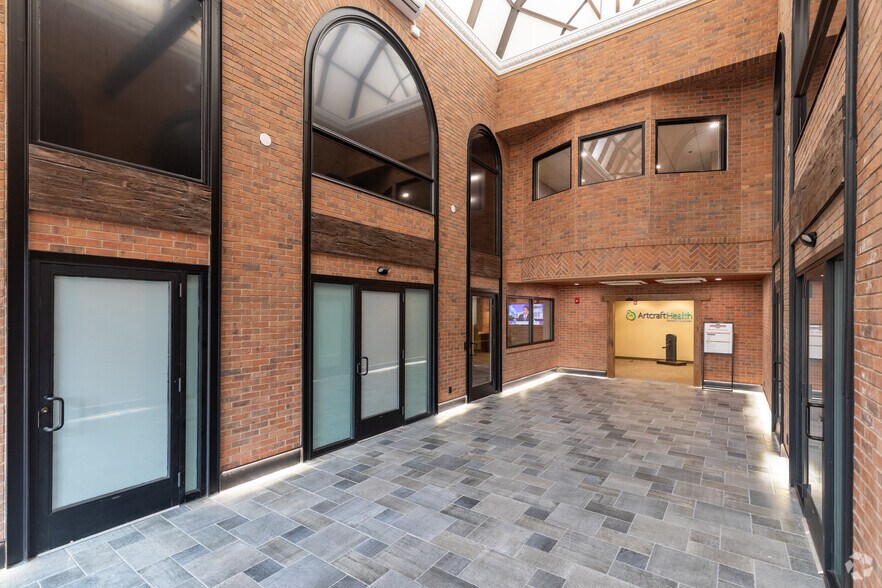 More Photos Of 39 State Route 12, Flemington Office For Lease