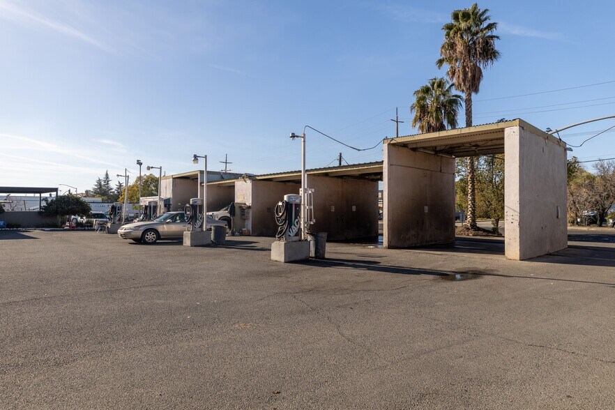 More Photos Of 2653 Old 1st St, Livermore Auto Repair For Sale