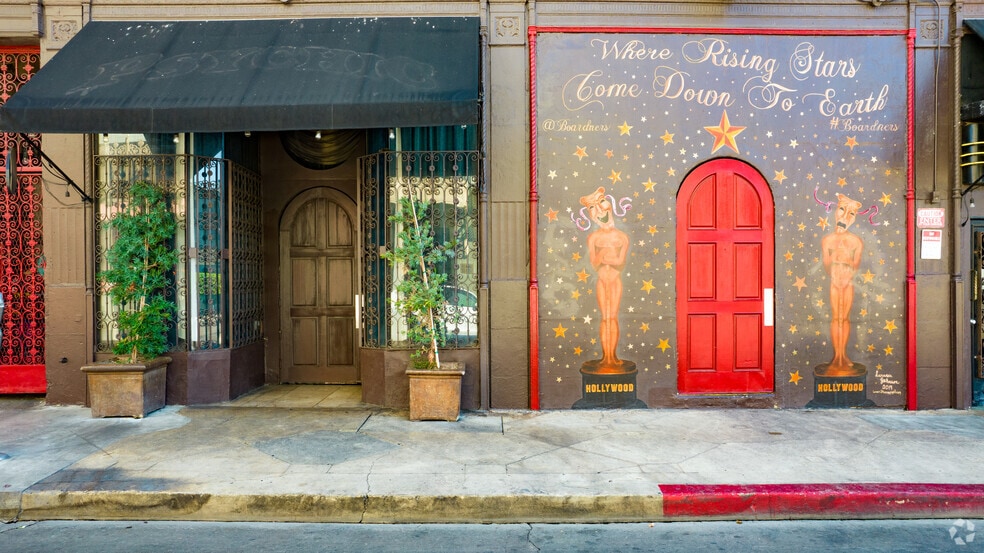 More Photos Of 6646 Hollywood Blvd, Hollywood Storefront Retail Office For Sale
