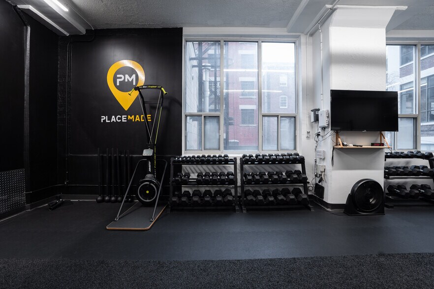 More Photos Of 119 Spadina Ave, Toronto Loft Creative Space For Lease