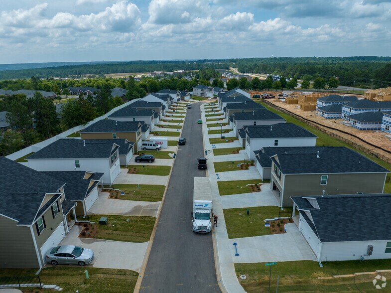 More Photos Of 507 Satinwood Cir, Graniteville Apartments For Sale