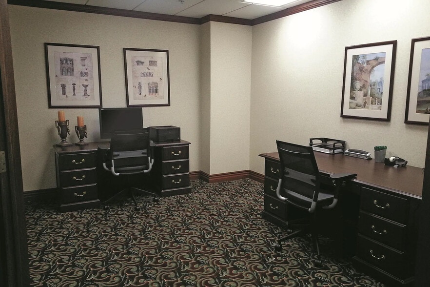 More Photos Of 5217 E Terrace Dr, Madison Hotel For Sale