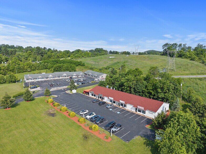 More Photos Of 673 Morganza Rd, Canonsburg Storefront Retail Office For Lease