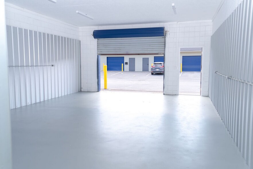 More Photos Of 128 Direct Connection Dr, Rossville Warehouse For Lease