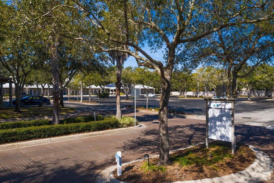 More Photos Of 2901 W Busch Blvd, Tampa Office For Lease