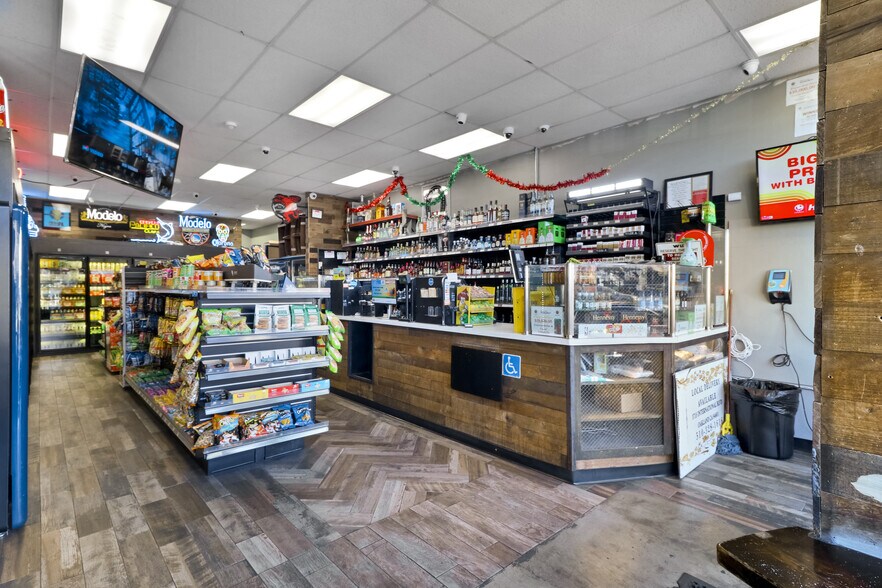 More Photos Of 3715 International Blvd, Oakland Convenience Store For Sale