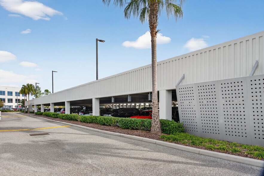 More Photos Of 9395 S John Young Pky, Orlando Office For Lease