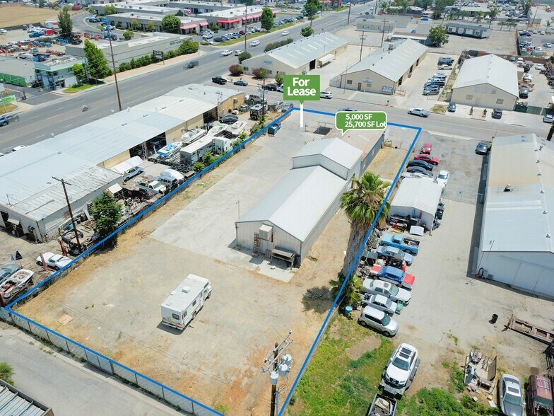 More Photos Of 1481 Mesa View St, Hemet Warehouse For Lease