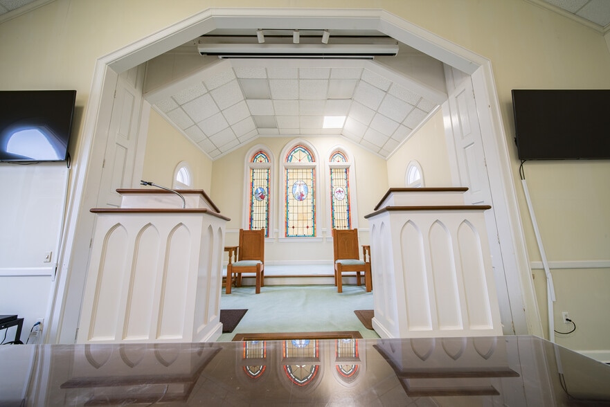 More Photos Of 4323 Primrose Rd, Columbus Religious Facility For Sale